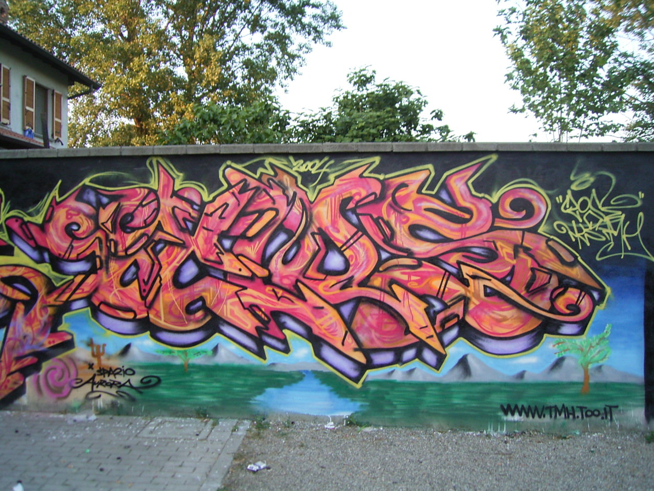 CLOSE  ROZZANO 2004